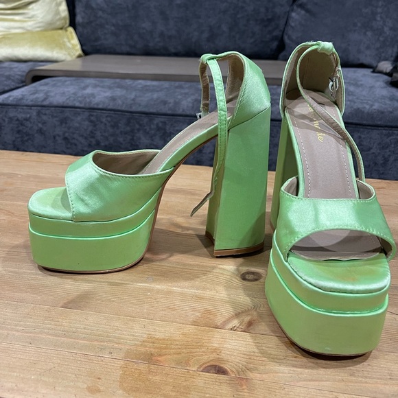 Bright Lime Green platforms from Lulus. Size 7. - Picture 3 of 4